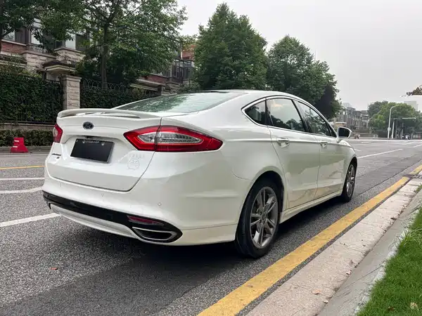 Ford Mondeo 2015