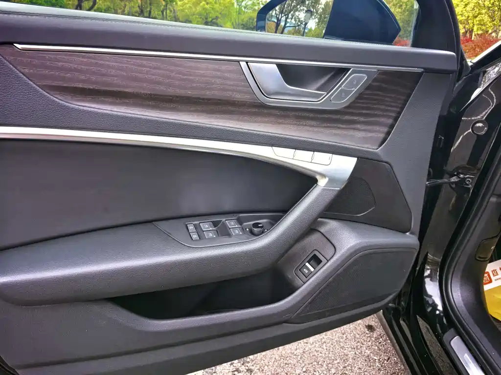 Audi A6L 2024