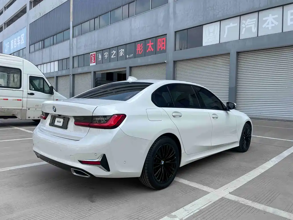 BMW 3 Series 2019