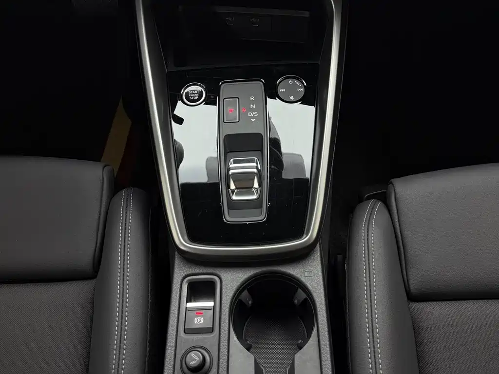 Audi A3 2022 — фото 12