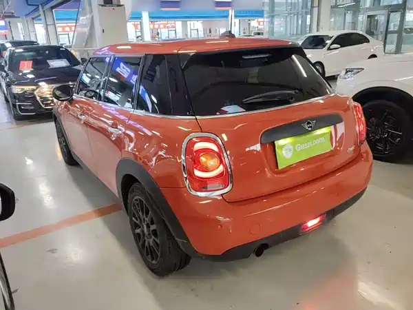MINI 2018