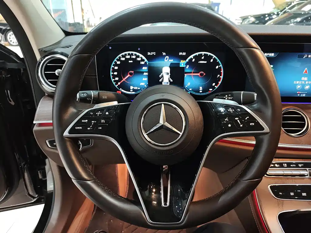 Mercedes-Benz E-Class 2023 — фото 8