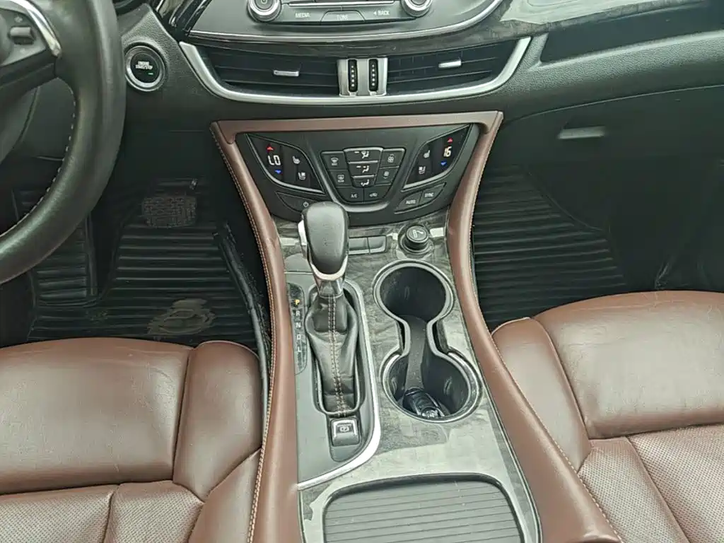 Buick Envision Plus 2015 — фото 14
