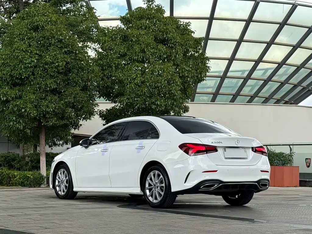 Mercedes-Benz A-Class 2022 — фото 9