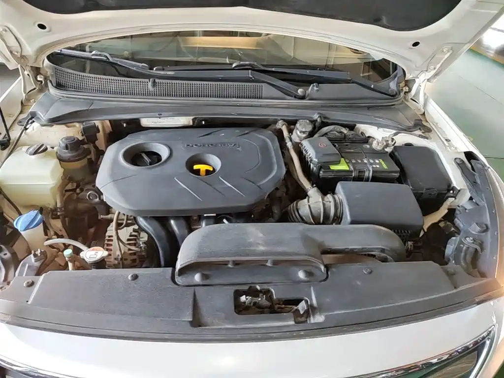 Hyundai Mistra 2015 — фото 20