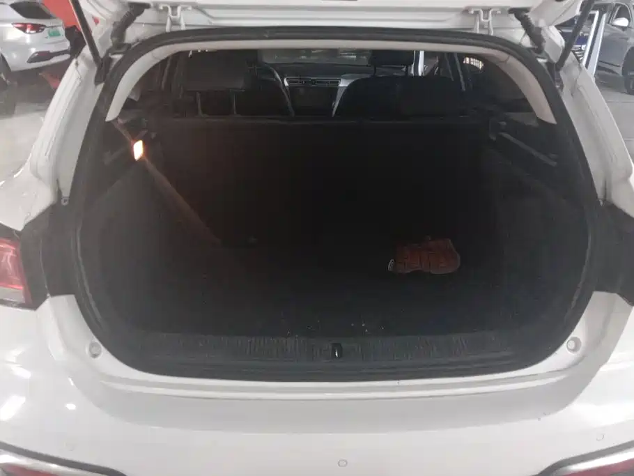 Roewe Ei5 2018