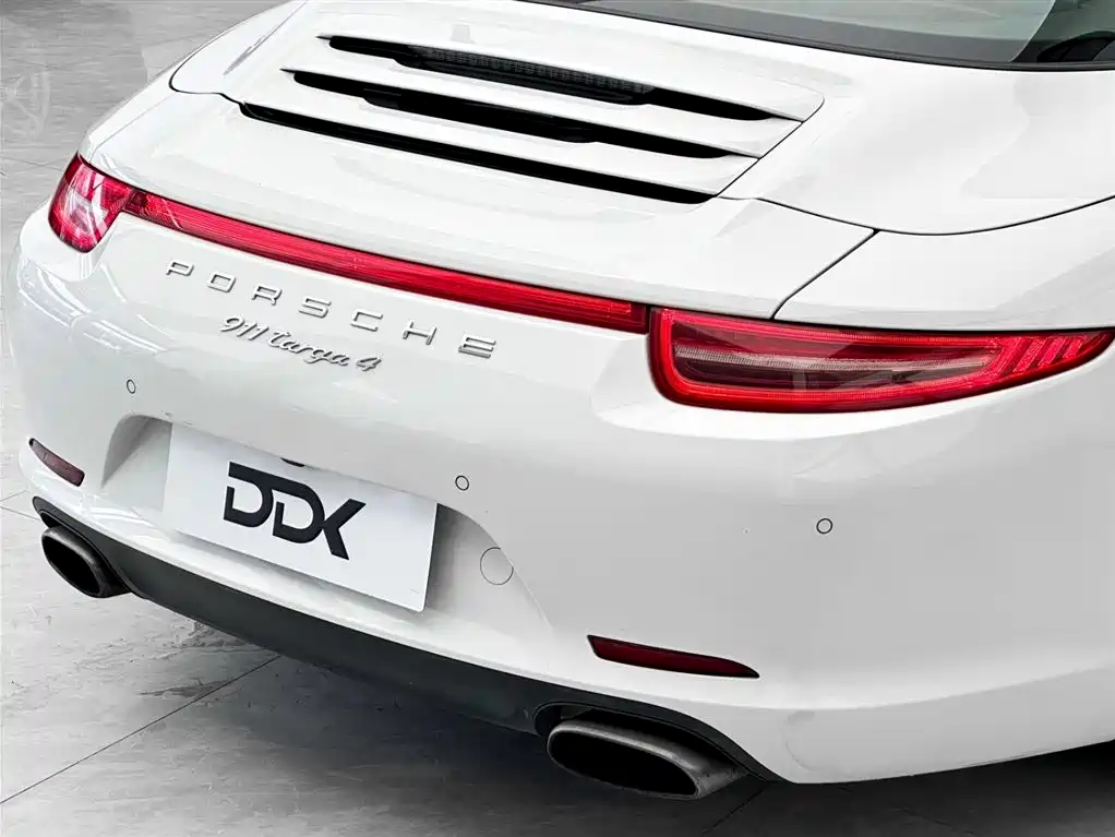 Porsche 911 2015 — фото 6