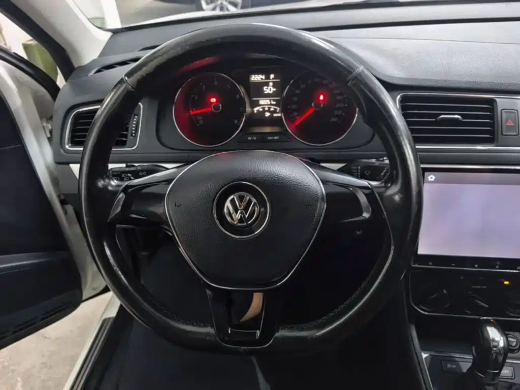 Volkswagen Gran Lavida 2016 — фото 11