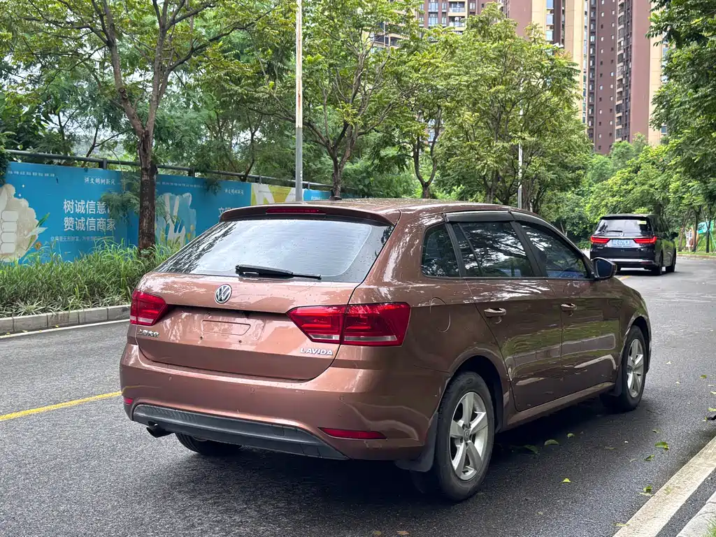 Volkswagen Gran Lavida 2016