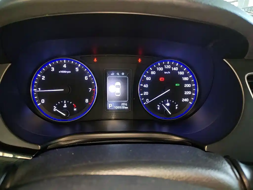 Hyundai Mistra 2015 — фото 12