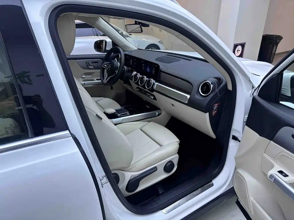 Mercedes-Benz GLB 2021 — фото 11