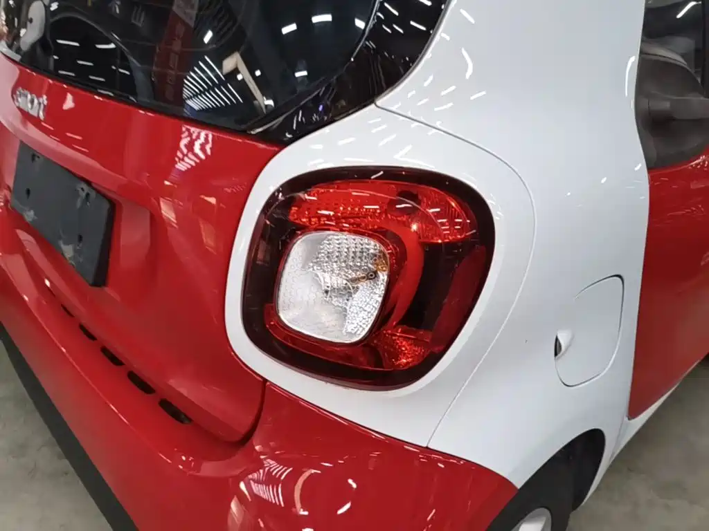 smart fortwo 2017 — фото 8