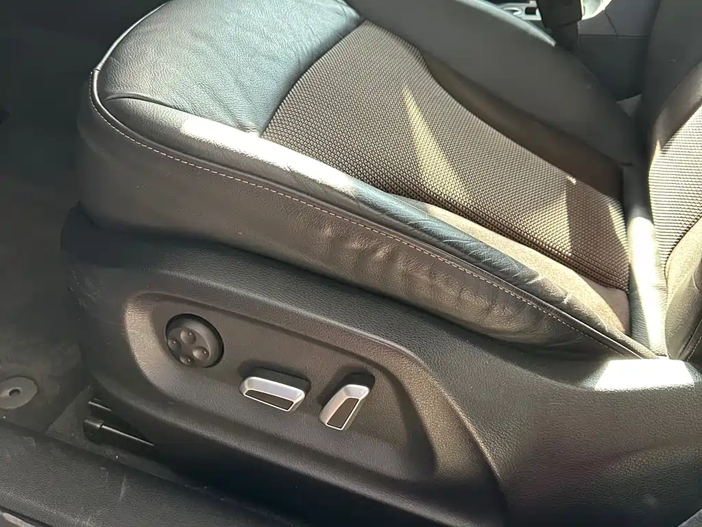 Audi Q3 2018 — фото 15
