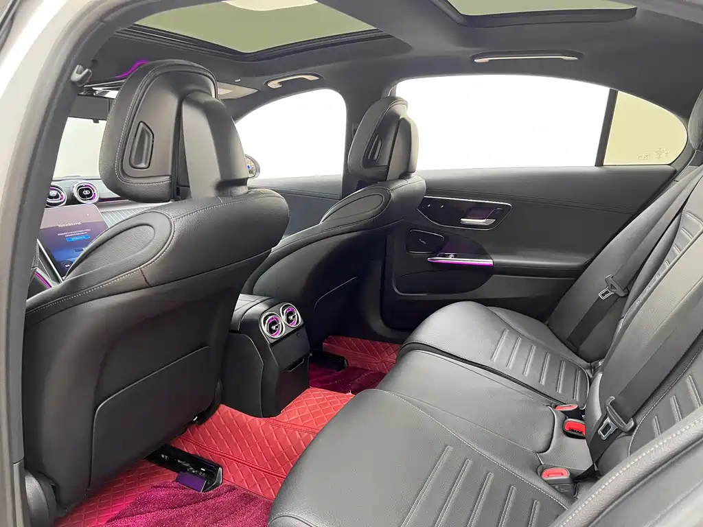 Mercedes-Benz C-Class 2022 — фото 18