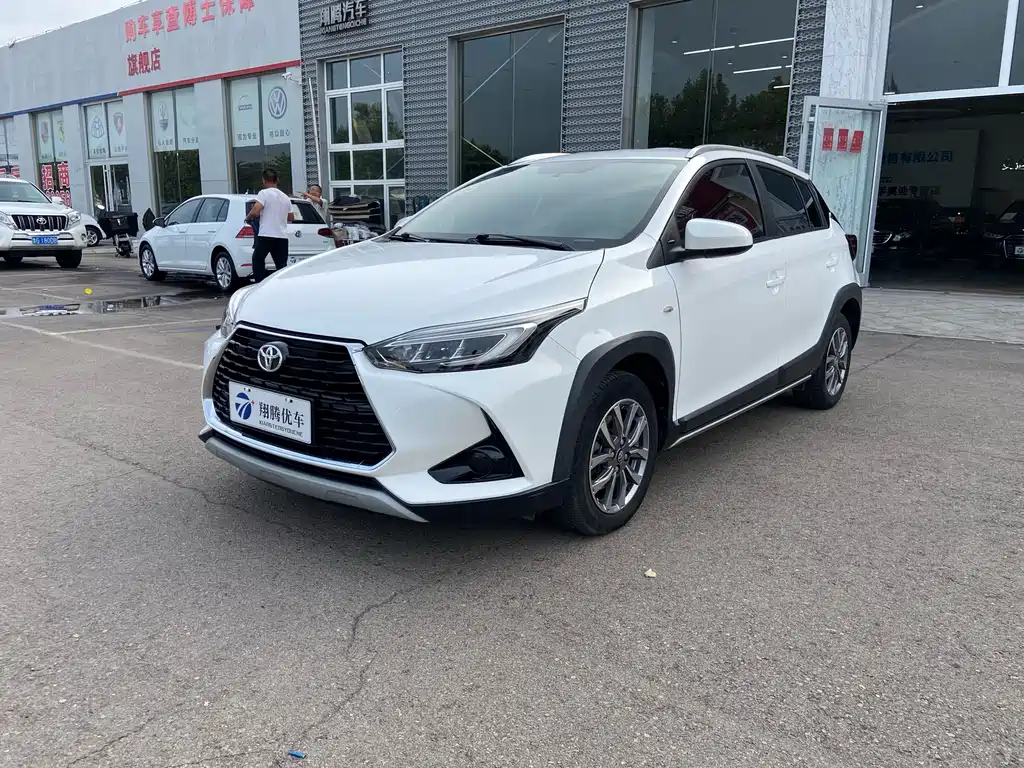 Toyota Yaris L 2020
