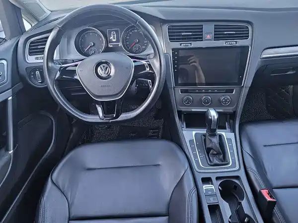 Volkswagen Golf 2015