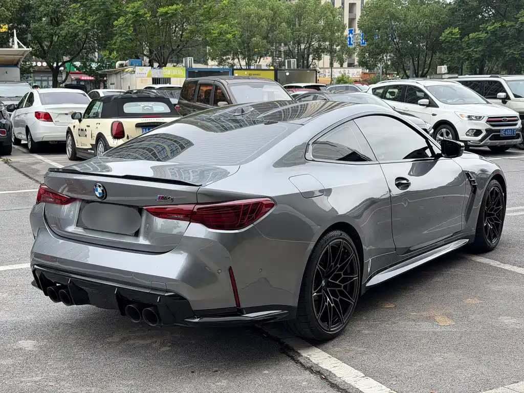 BMW M4 2025 — фото 6
