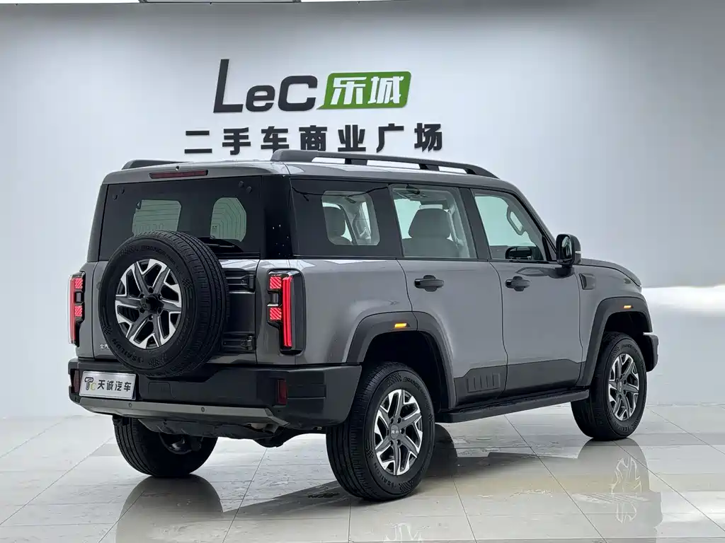 Beijing Off-Road BJ40 2025 — фото 20