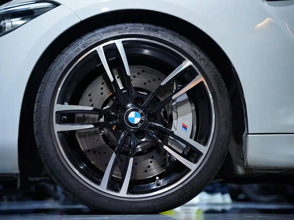 BMW M2 2020 — фото 2