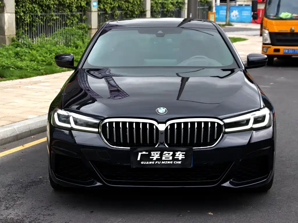 BMW 5 Series 2022