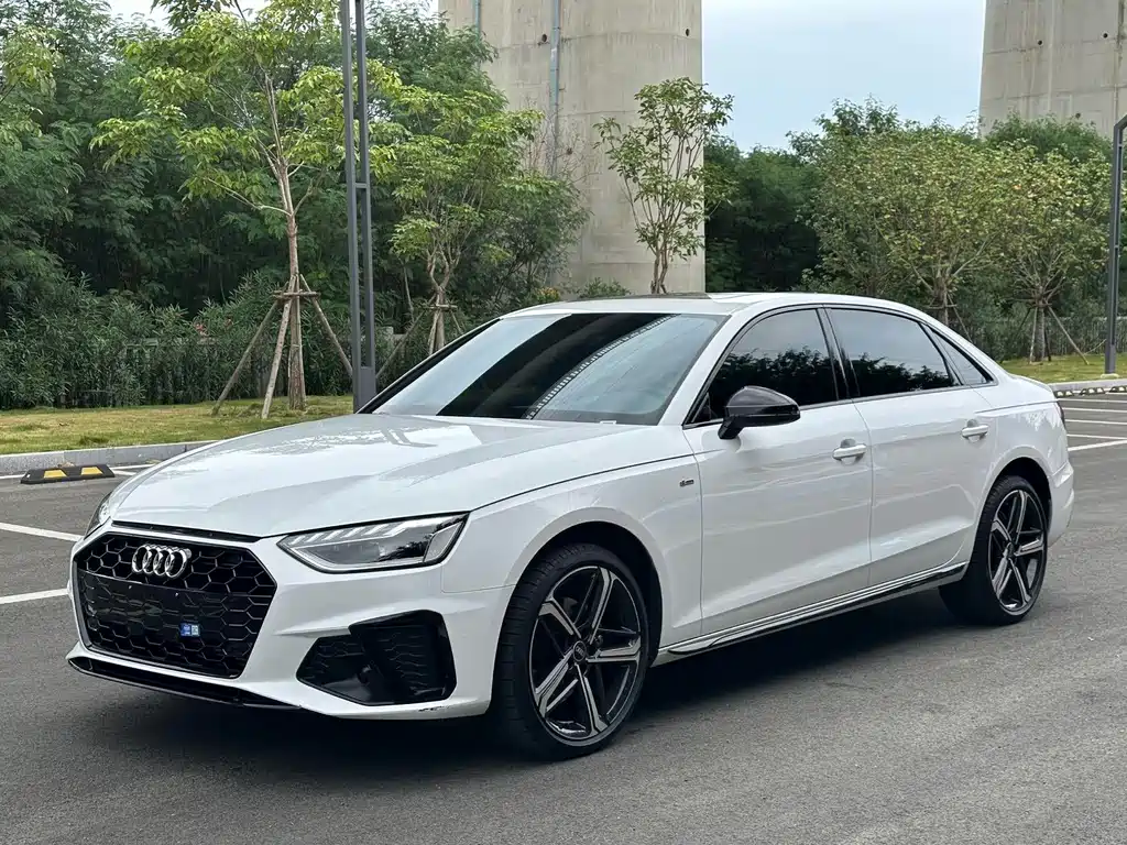 Audi A4L 2025