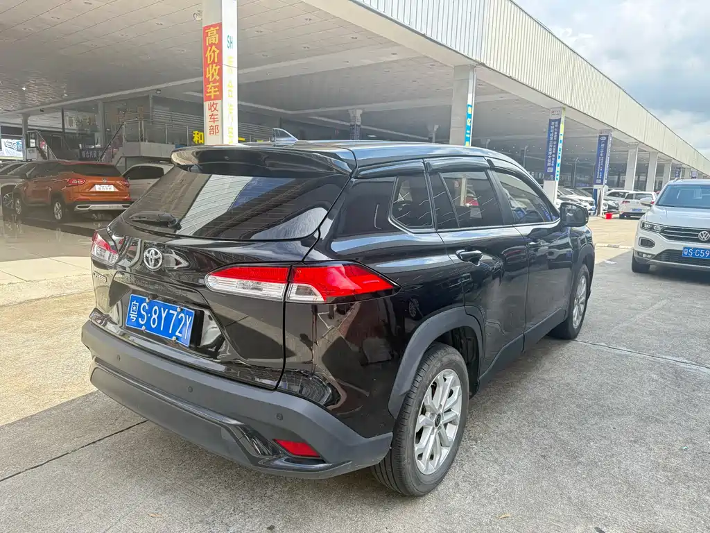 Toyota Frontlander 2024