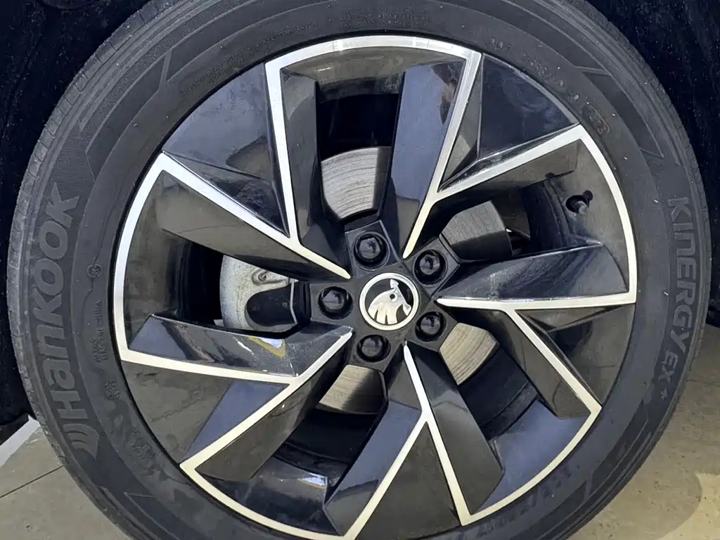 Skoda Kamiq 2023 — фото 24
