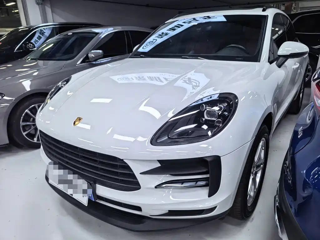 Porsche Macan 2019 — фото 1