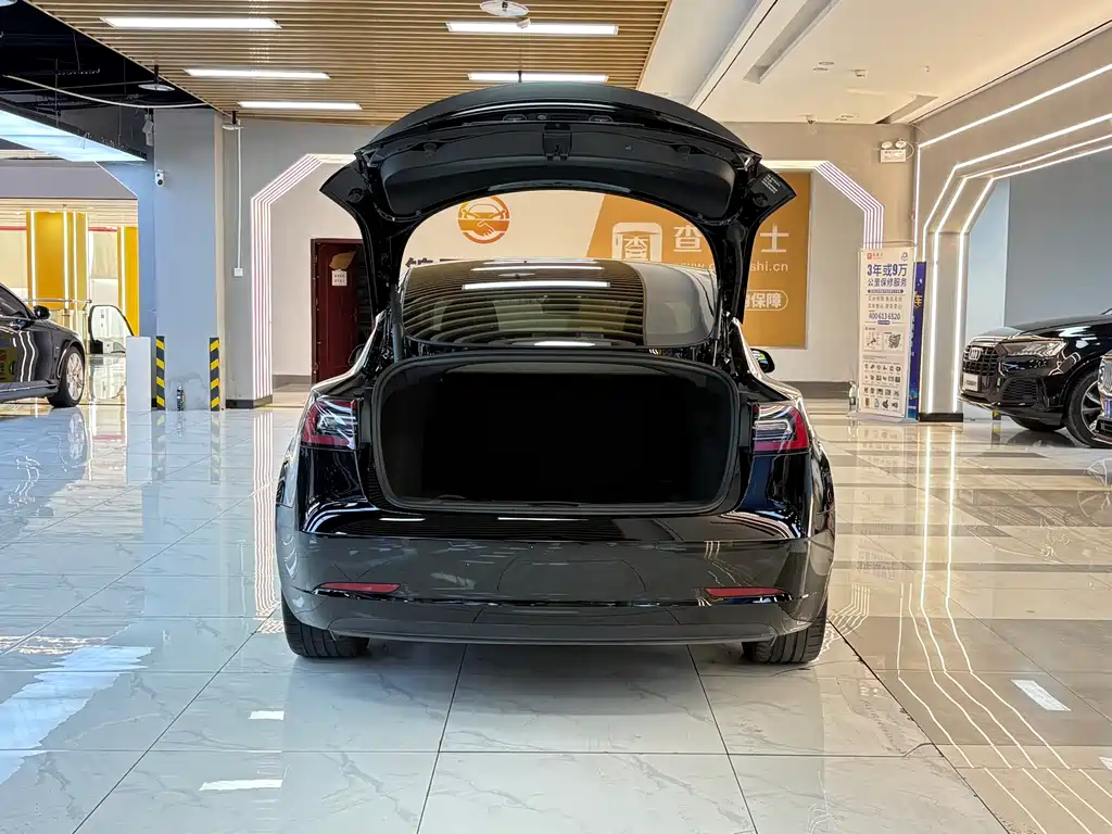 Tesla Model 3 2022 — фото 18