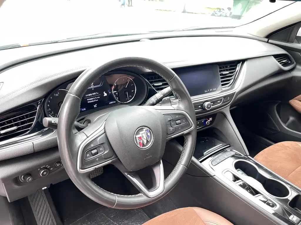 Buick Regal 2020 — фото 18