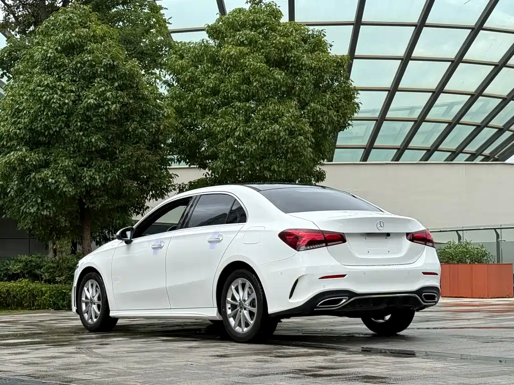 Mercedes-Benz A-Class 2021 — фото 9