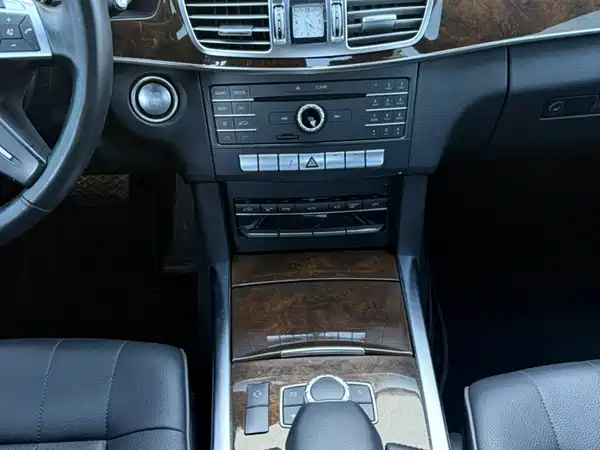 Mercedes-Benz E-Class 2016