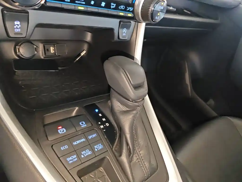Toyota Wildlander 2020 — фото 14