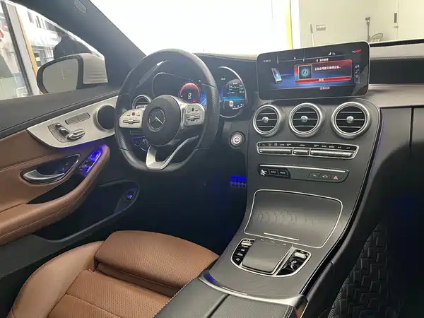 Mercedes-Benz C-Class 2020