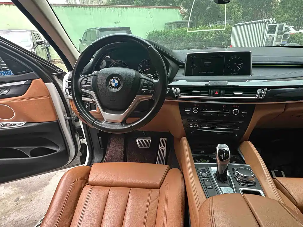 BMW X6 2020 — фото 12