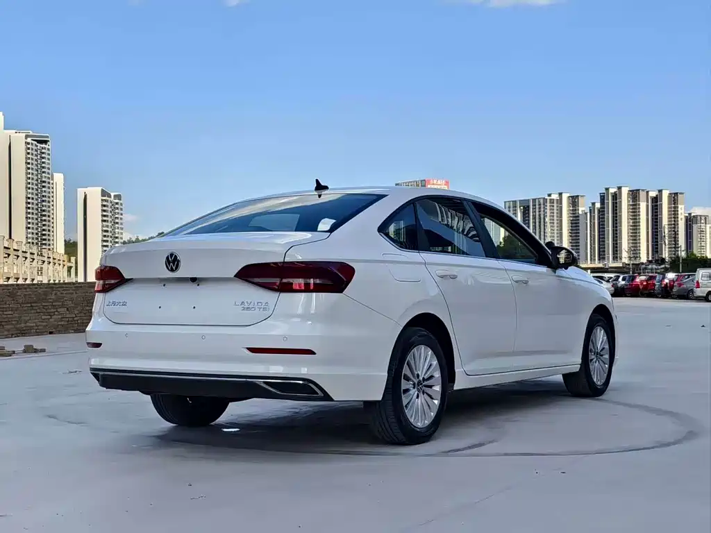Volkswagen Lavida 2021 — фото 10