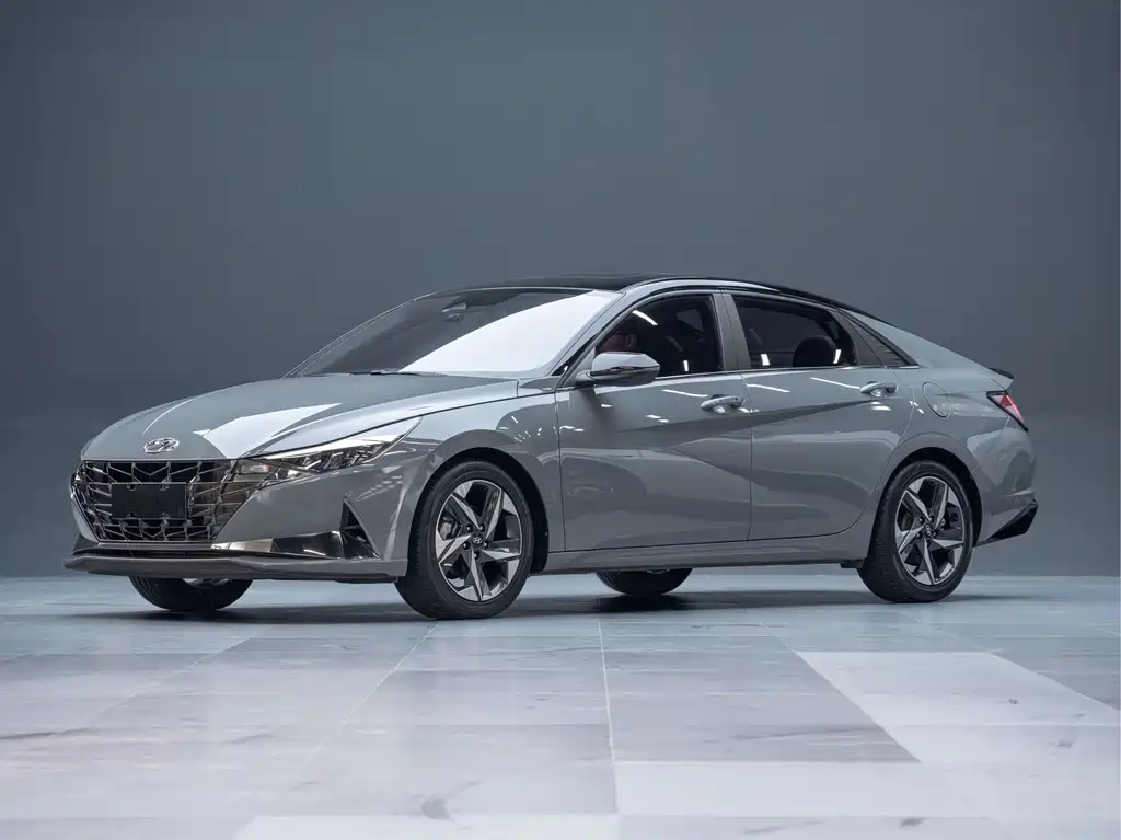 Hyundai Elantra 2023