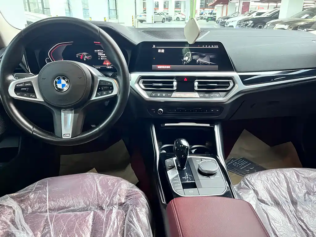BMW 3 Series 2021 — фото 11