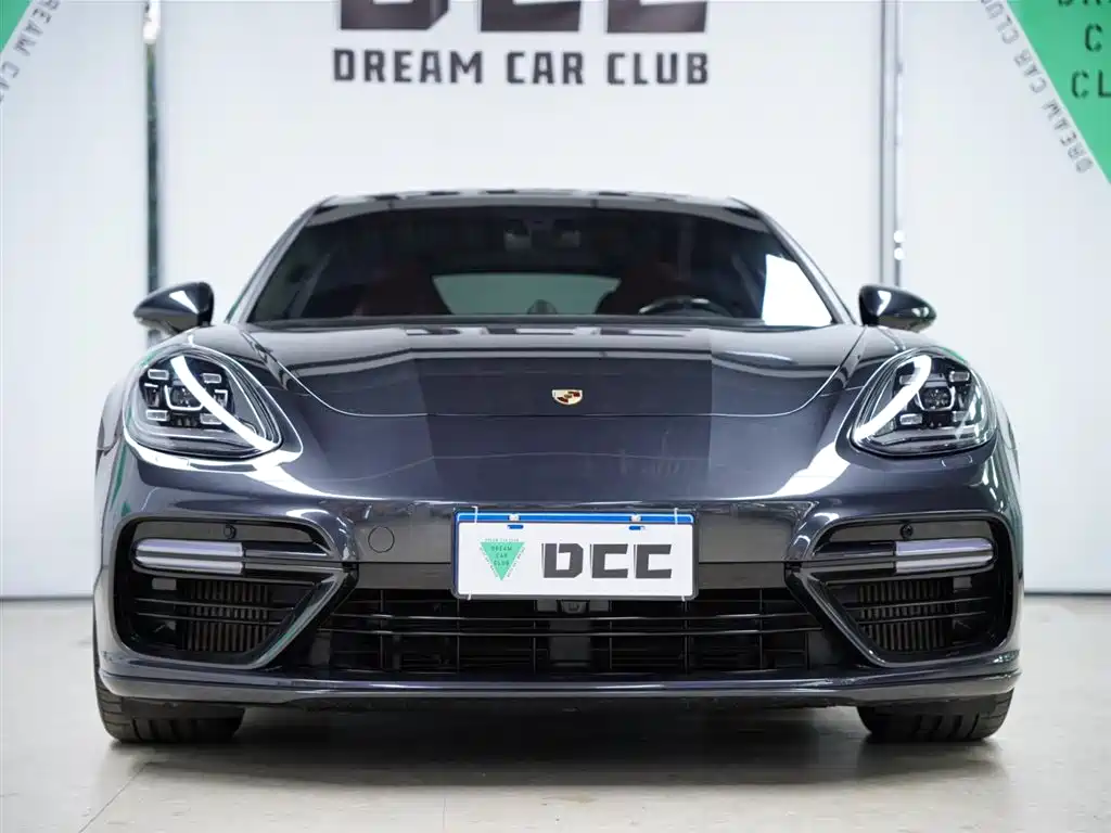 Porsche Panamera 2017 — фото 16