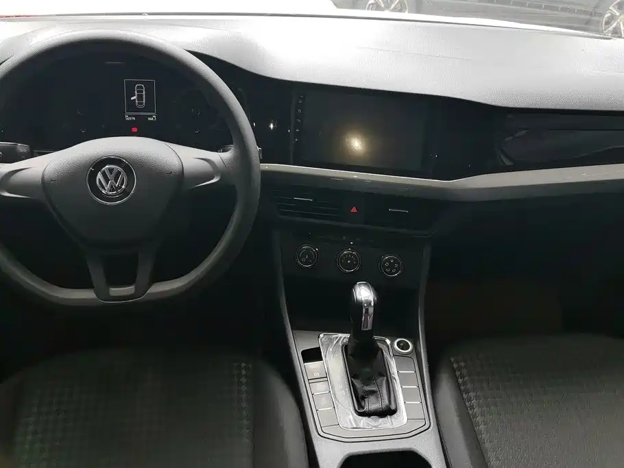 Volkswagen Bora 2019 — фото 12