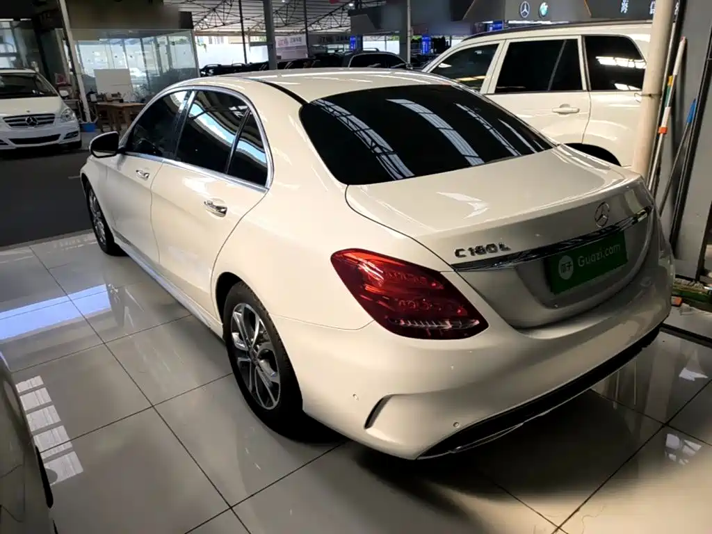Mercedes-Benz C-Class 2017