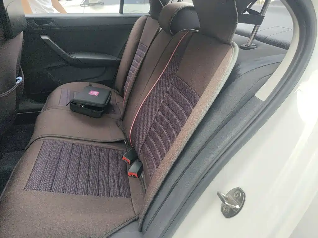 Skoda Rapid 2020 — фото 15