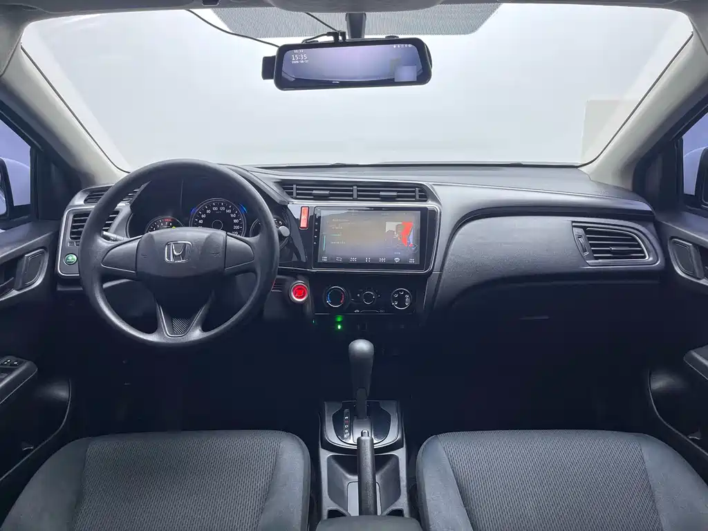 Honda City 2018 — фото 17