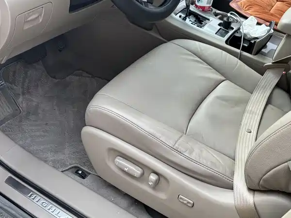 Toyota Highlander 2014