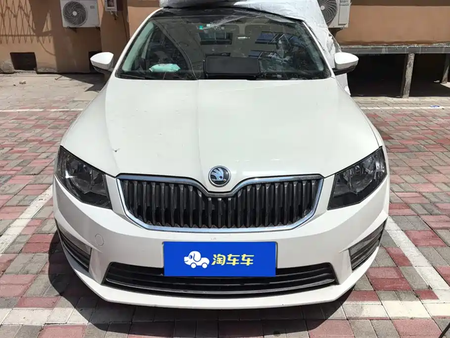 Skoda Octavia 2016 — фото 2