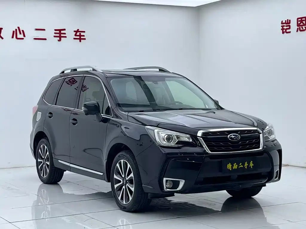 Subaru Forester 2018 — фото 3