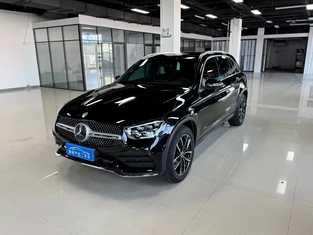 Mercedes-Benz GLC 2021 — фото 1