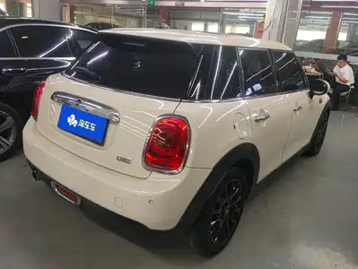 MINI MINI 2019