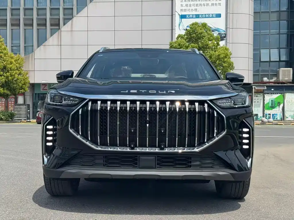 Jetour X70 PLUS 2026 — фото 2