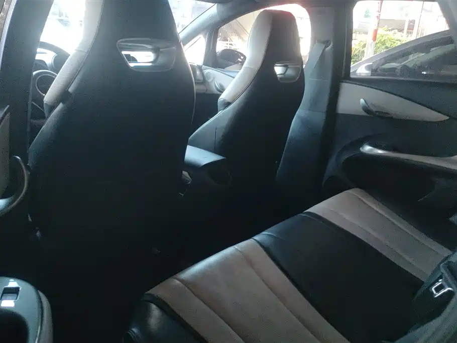 BYD Dolphin 2023 — фото 11